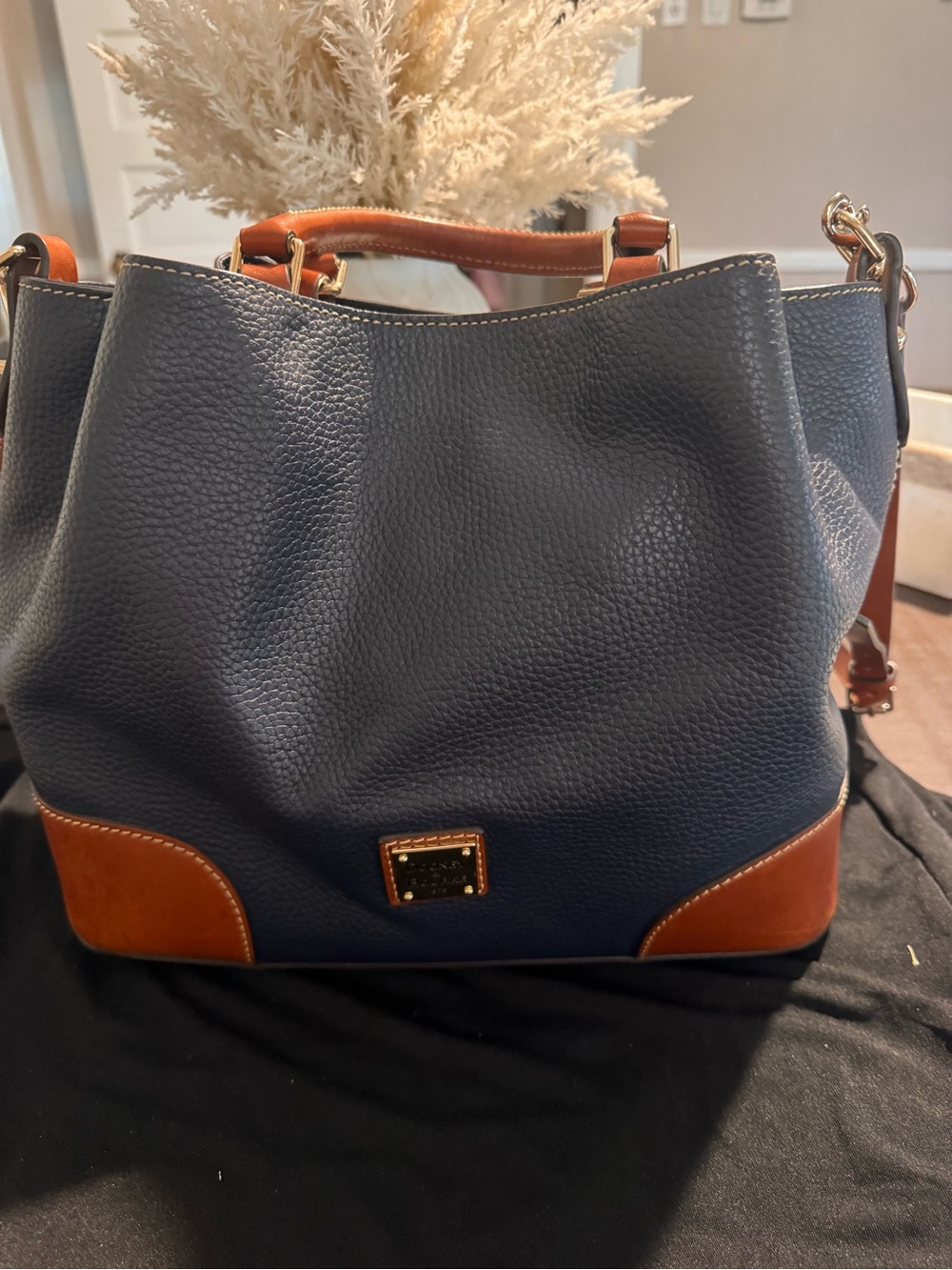 Dooney & Bourke Navy Blue Pebble Grain Leather Tote with British Tan Trim - Picture 2 of 2